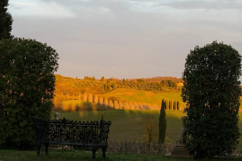 Villa Larniano Siena 0*,  Italia